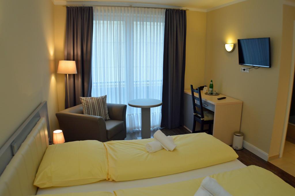 Hotel Jeta Hamburg Exterior photo