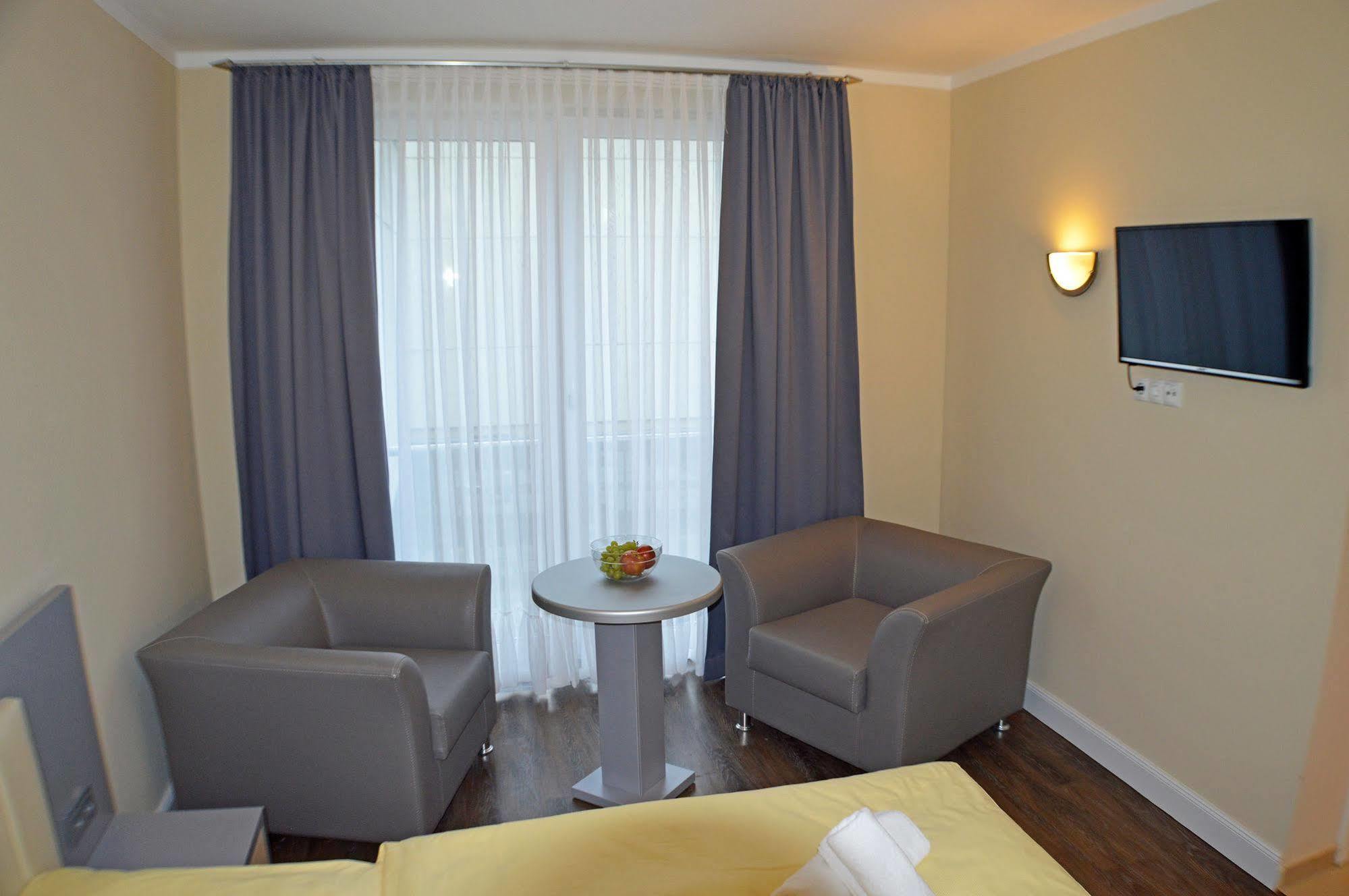 Hotel Jeta Hamburg Exterior photo